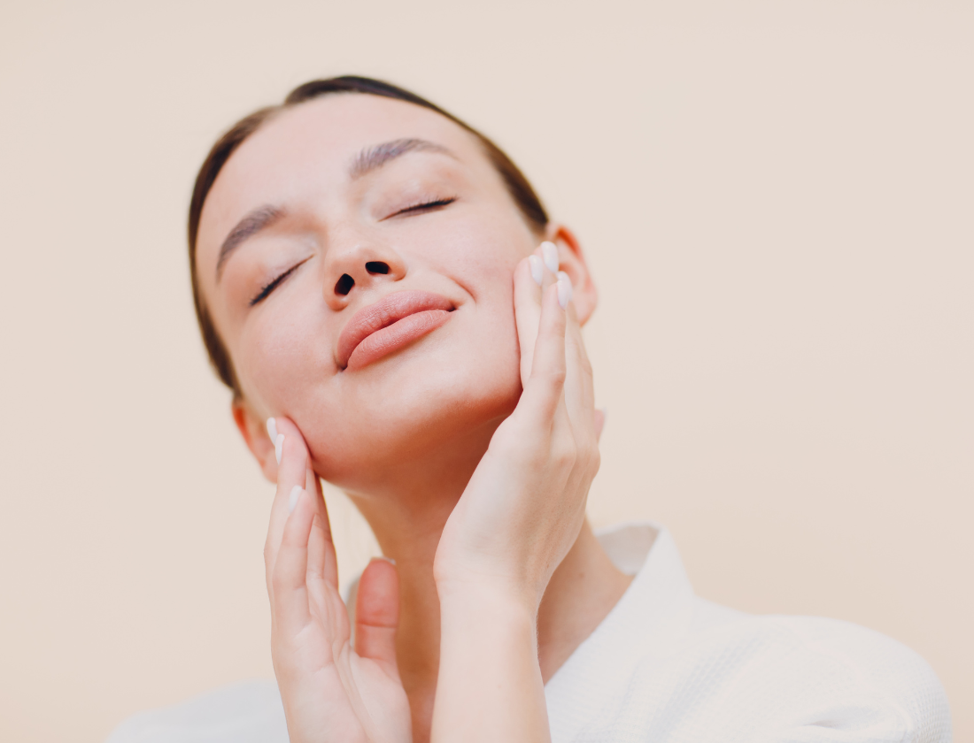How to Sculpt Your Face Naturally